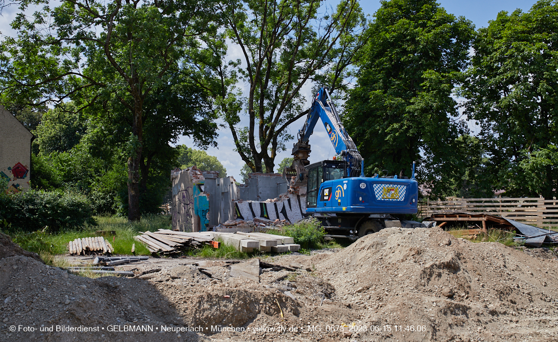 15.06.2023 - Abriss und Neubau der Maikäfersiedlung in Berga am LAim und Neuperlach